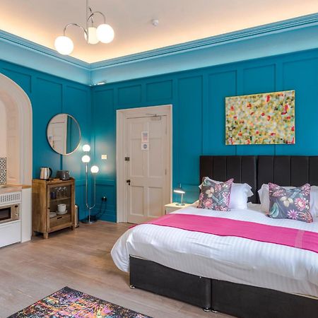 4 Berkeley Square I Your Apartment Бристоль Екстер'єр фото